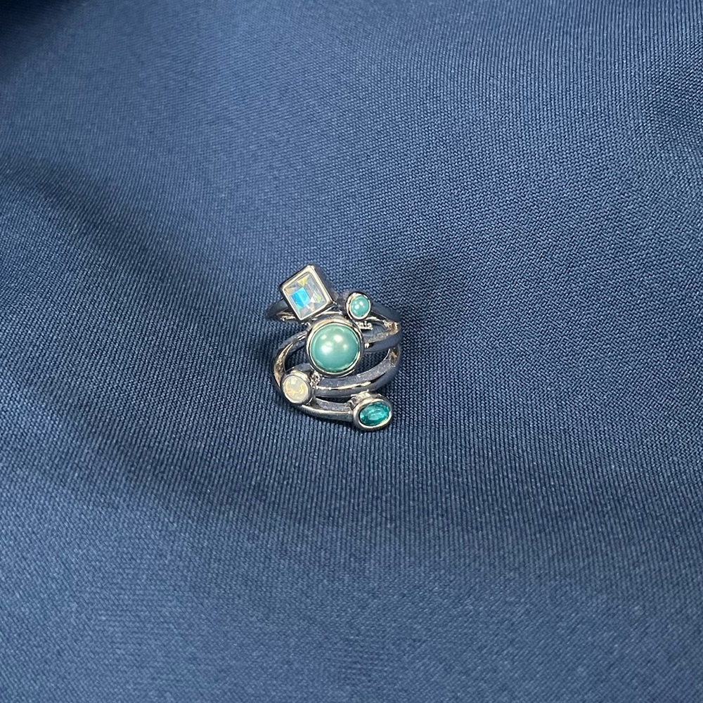 Lia Sophia “Comet” Stack Ring - Size 7